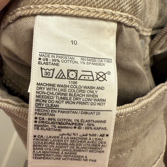 Old Navy Women's High Rise Skinny Jeans - Taupe - NWT - Picture 5 of 6